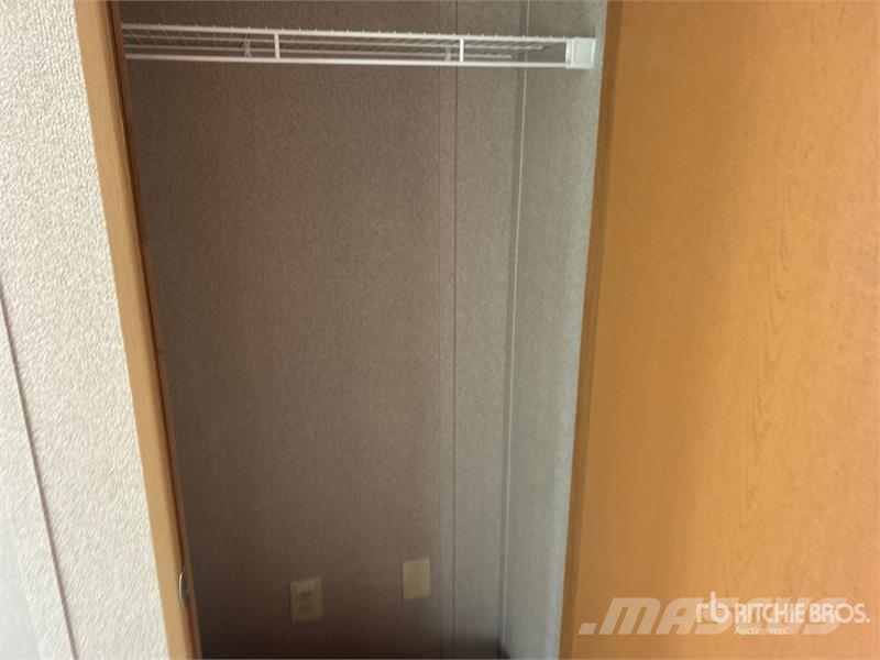 36 ft 6 in x 12 ft T/A Mobile Office Otros