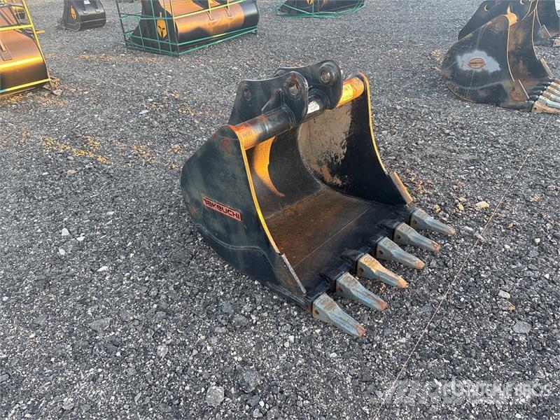  36 in Digging Excavator Bucket - Fits Takeuchi TB2 دلاء