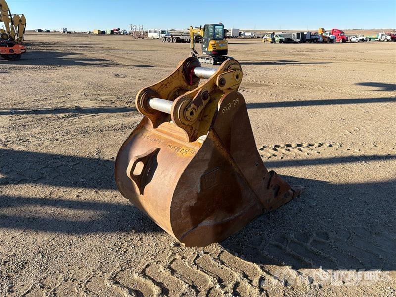36 in Digging Excavator Bucket Ковши