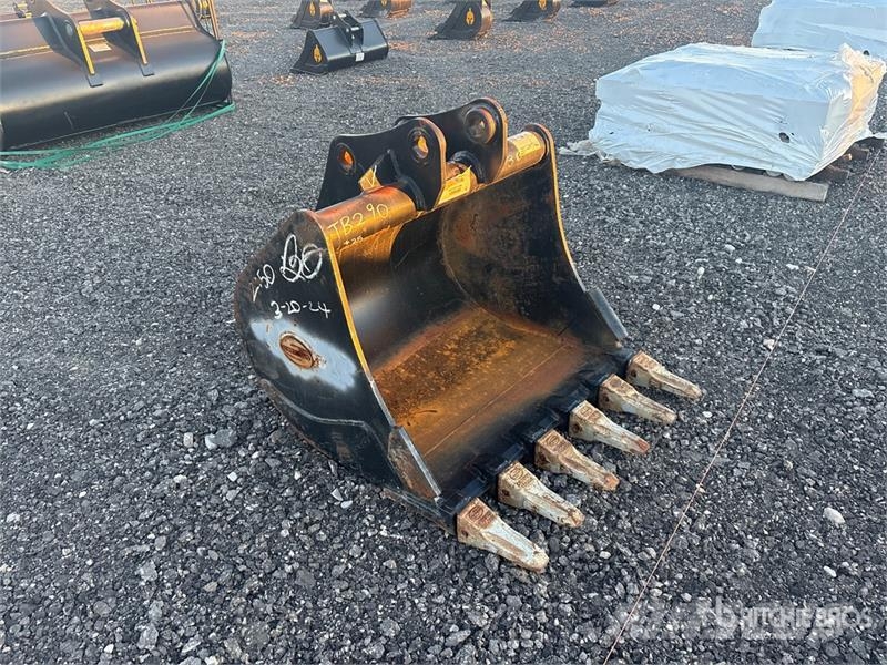 36 in Digging Excavator Bucket - Fits Takeuchi TB2 دلاء