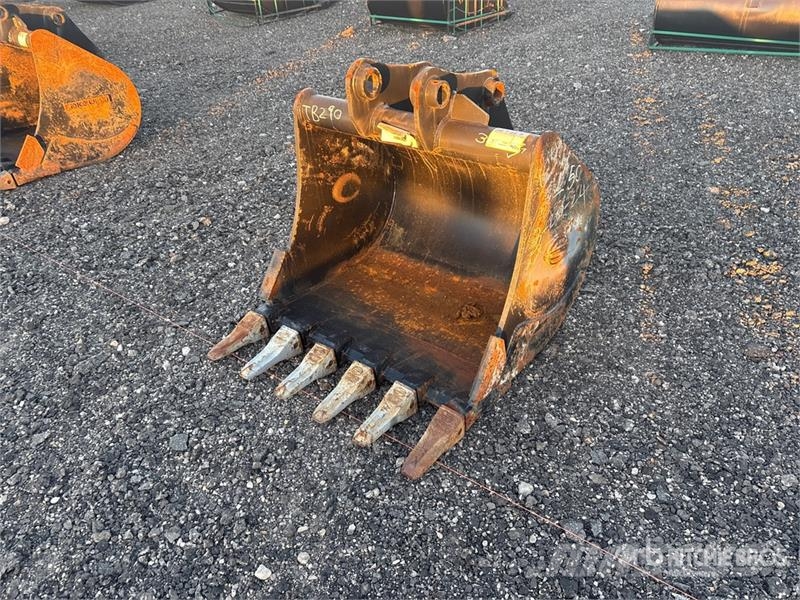 36 in Digging Excavator Bucket - Fits Takeuchi TB2 دلاء