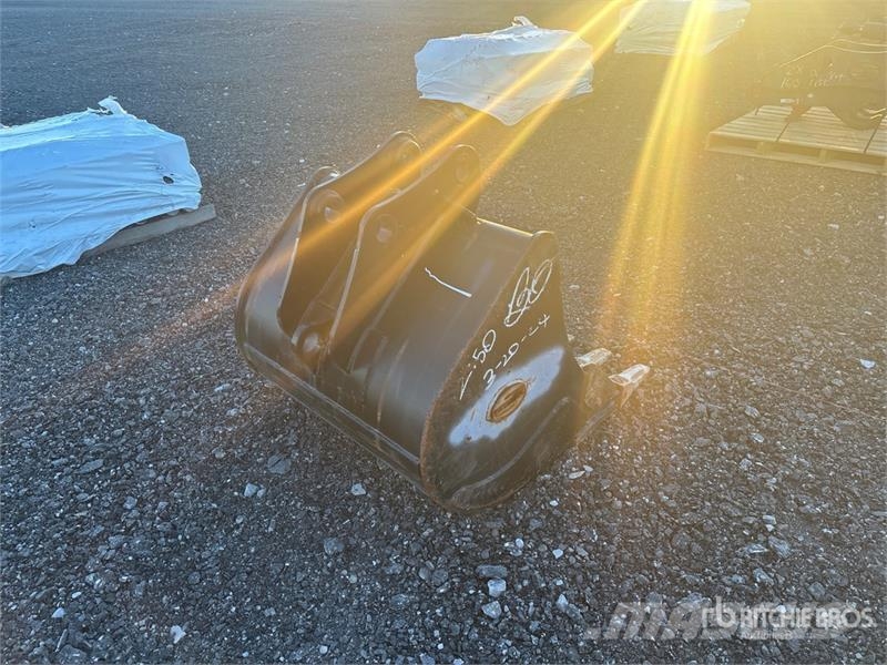 36 in Digging Excavator Bucket - Fits Takeuchi TB2 دلاء