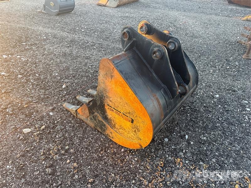  36 in Digging Excavator Bucket - Fits Takeuchi TB2 دلاء