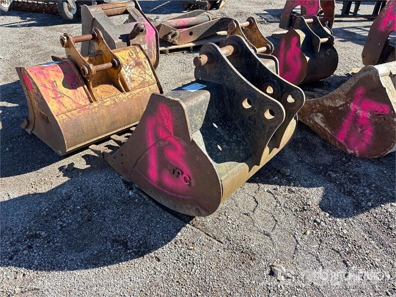 36 in Digging Excavator Bucket - Fits Cat 305 Skovle