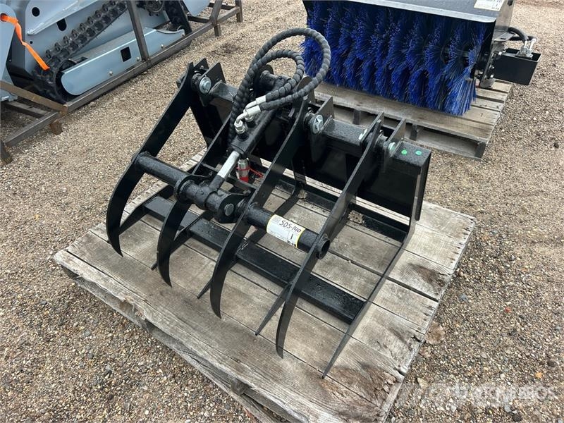 37 in Log Mini Skid Steer Grapple (Unused) Griebtuvai