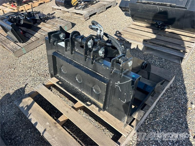 37 in Mini Skid Steer Grapple (Unused) Griebtuvai