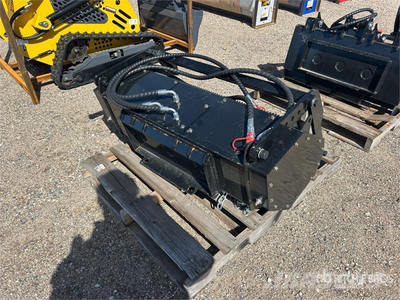 38 in Mini Skid Steer Mulcher (Unused) Stobbenfreesmachines