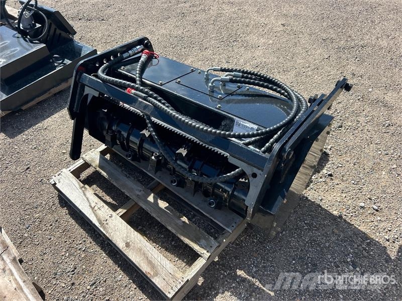 38 in Mini Skid Steer Mulcher (Unused) Stobbenfreesmachines