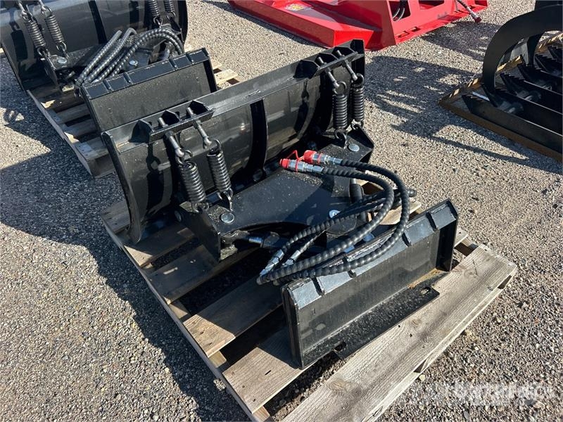 39 in Mini Skid Steer Dozer (Unused) Lemiesze