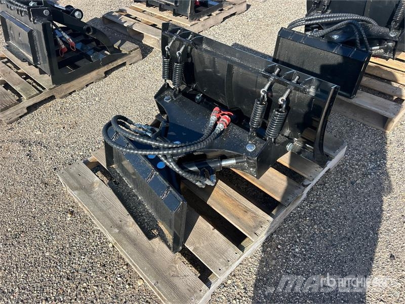 39 in Mini Skid Steer Dozer (Unused) Lemiesze
