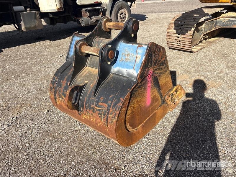  42 in Excavator Bucket - Fits Hyundai 140LC-7 دلاء