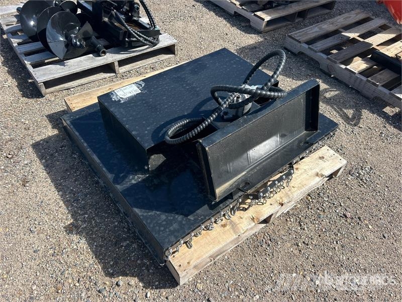  43 in Mini Skid Steer Brush Cutter (Unused) ماكينات جز العشب