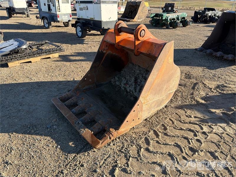 48 in Cleanup Excavator Bucket Ковши