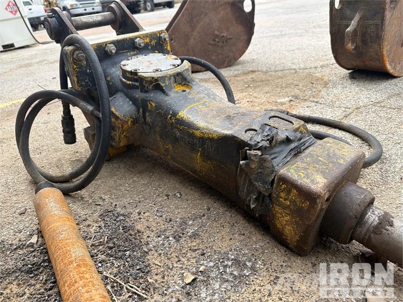  48 in Hydraulic Breaker - Fits Yanmar Martelos / Rompedores