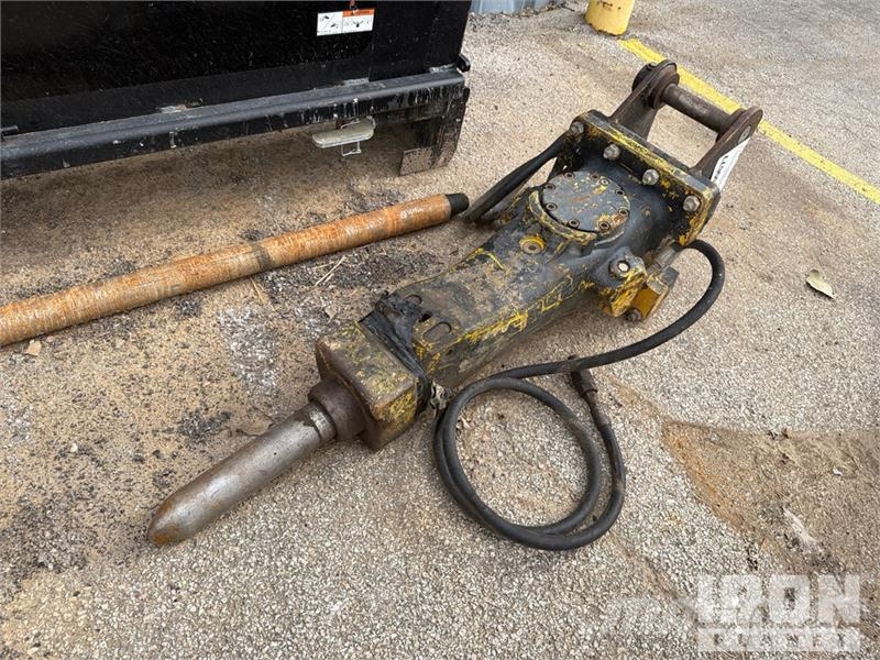  48 in Hydraulic Breaker - Fits Yanmar Martelos / Rompedores
