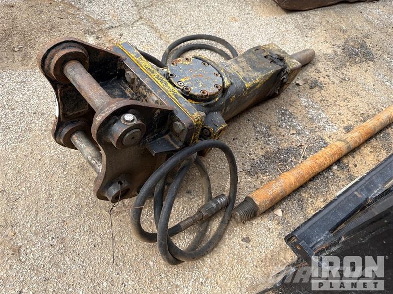  48 in Hydraulic Breaker - Fits Yanmar Martelos / Rompedores