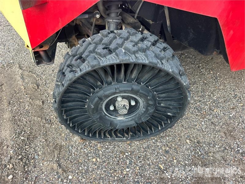4x4 Wire Puller Utility Vehicle Arbeitsfahrzeuge