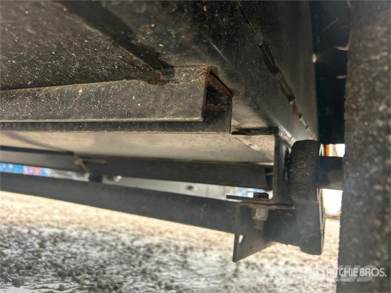 5 ft S/A Trencher Trailer Mélybölcsős