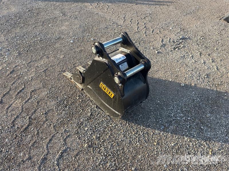  50CL 12 in Digging Excavator Bucket - Fits 45mm Ca Schaufeln