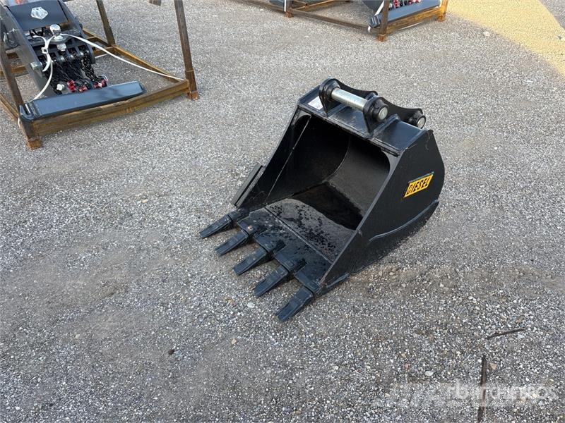 50CL 24 in Digging Excavator Bucket - Fits 45mm Ca Schaufeln