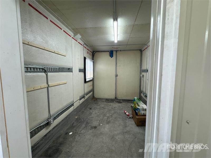 52 ft 10 in x 8 ft 6 in Mobile Office Építőipar - Egyebek