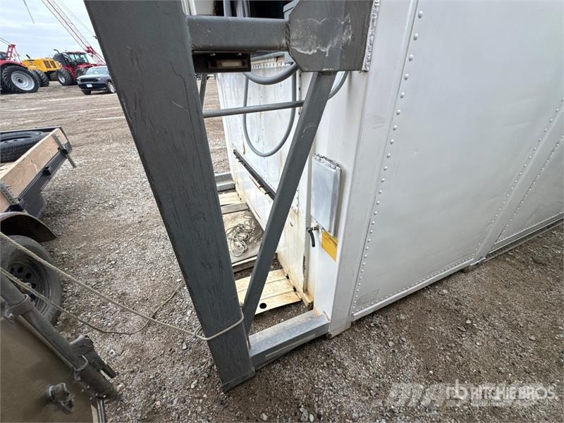 52 ft 10 in x 8 ft 6 in Mobile Office Építőipar - Egyebek