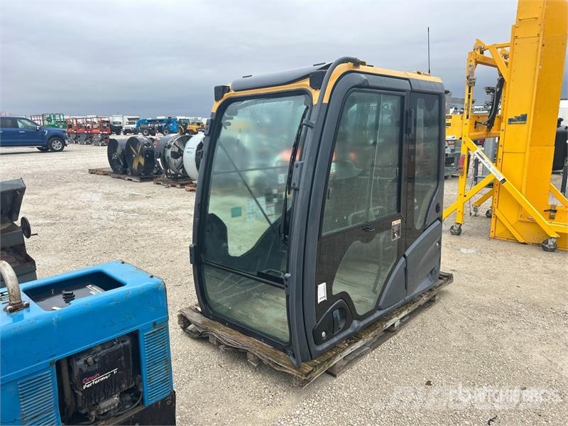 6 ft John Deere Excavator Cab 駕駛室與內部