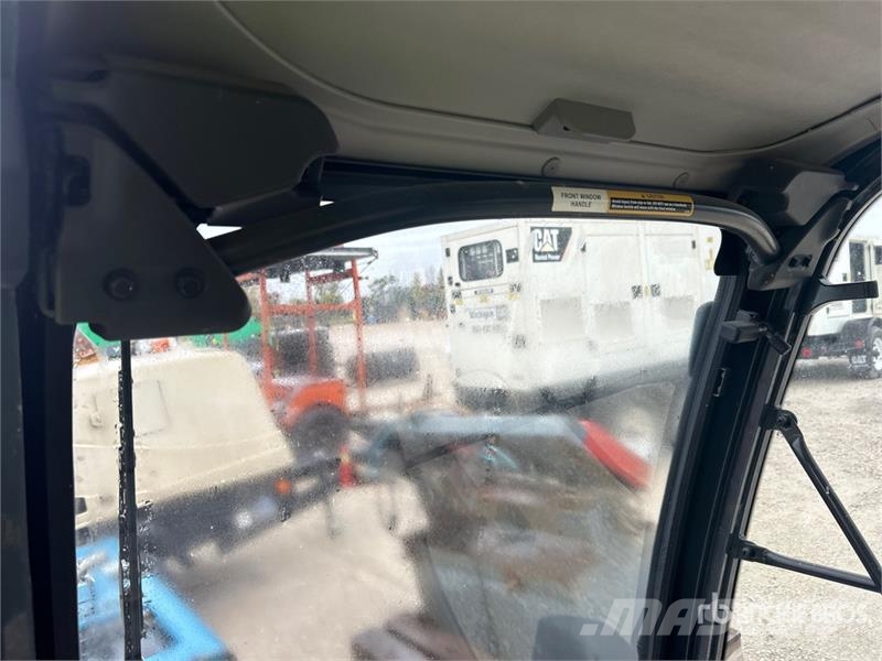 6 ft John Deere Excavator Cab 駕駛室與內部