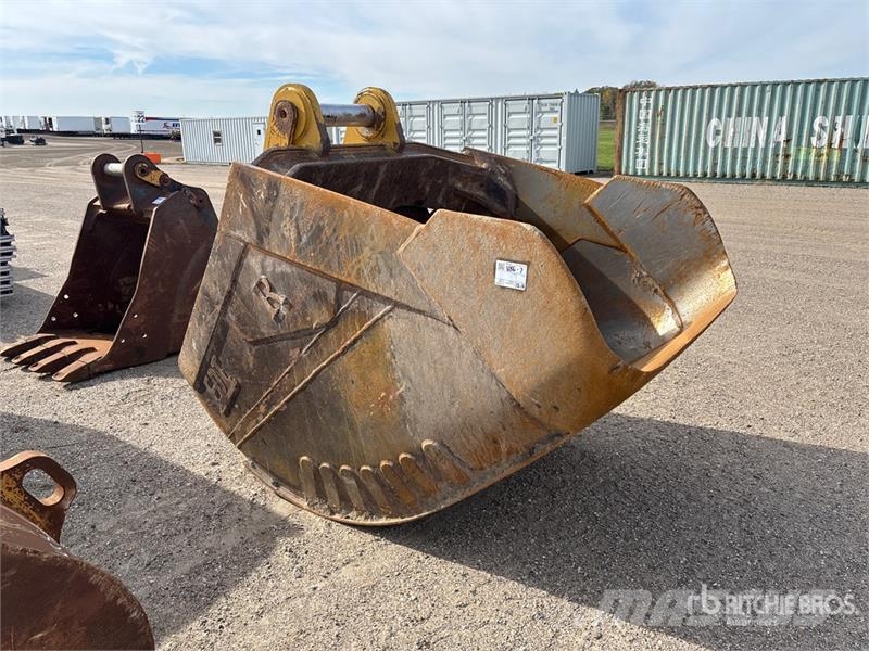 66 in Excavator Bucket Lopaty