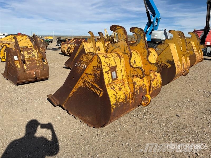  70 in Digging Excavator Bucket - Fits Cat 336 Baldes
