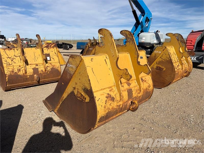  70 in Digging Excavator Bucket - Fits Cat 336 Baldes