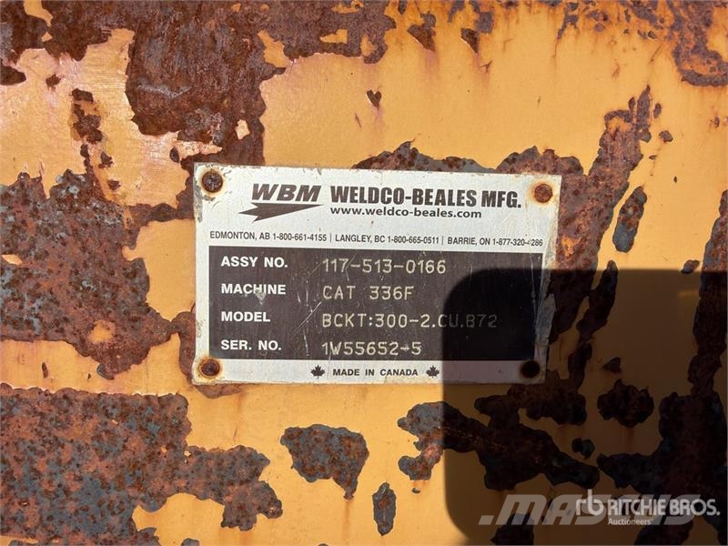  70 in Digging Excavator Bucket - Fits Cat 336 Baldes