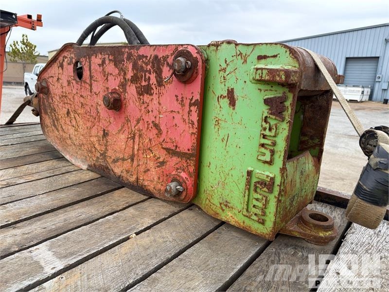  75 in Hydraulic Breaker - Fits John Deere 410 مطارق / كسارات