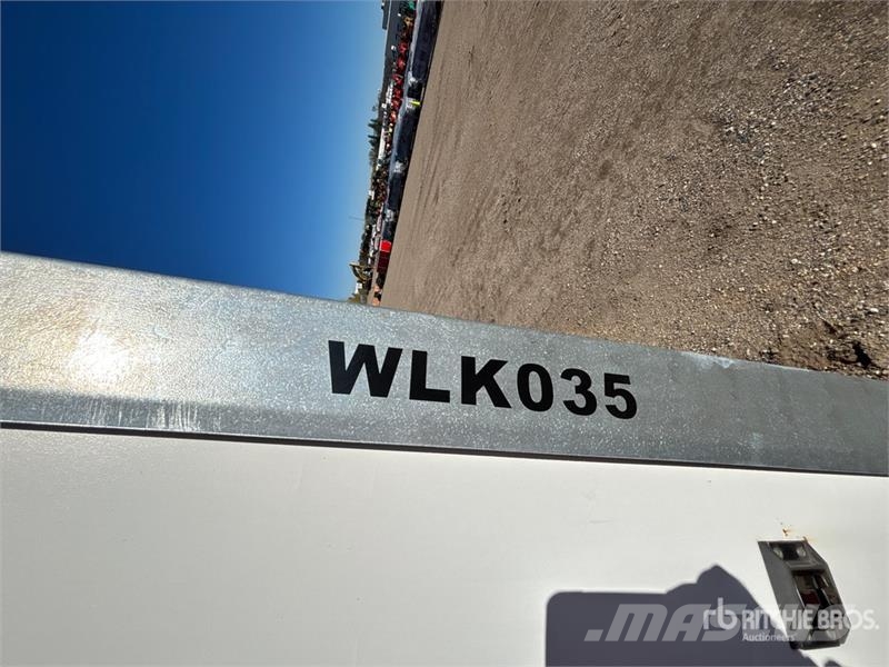 7ft5in x 7ft4in x 7ft4in Storage Container Storage containers