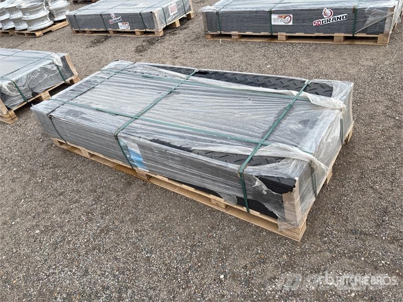 8 x 4 ft Poly Mats 鑽孔設備配件和備件