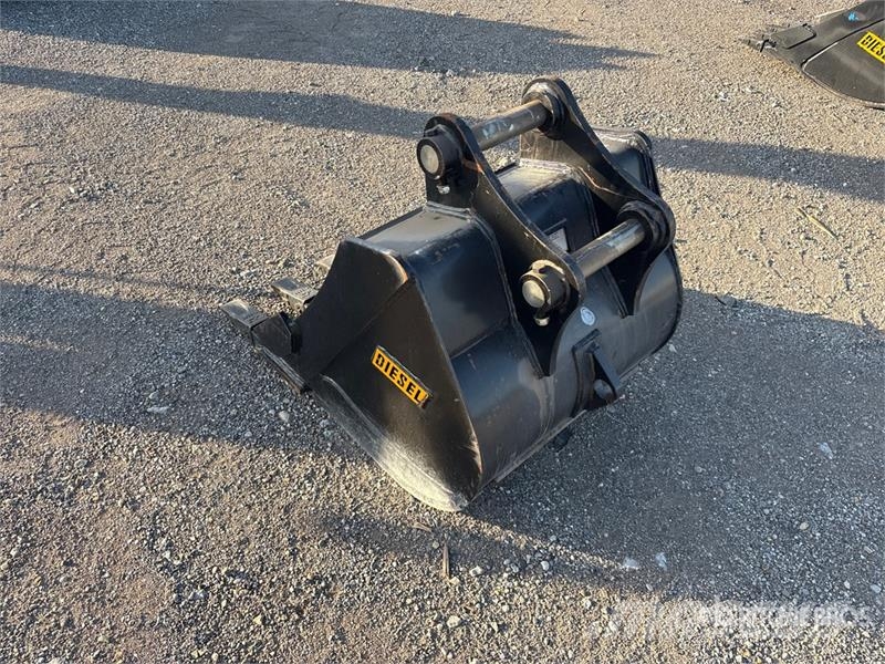  80CL 30 in Digging Excavator Bucket - Fits 50mm Ca Schaufeln
