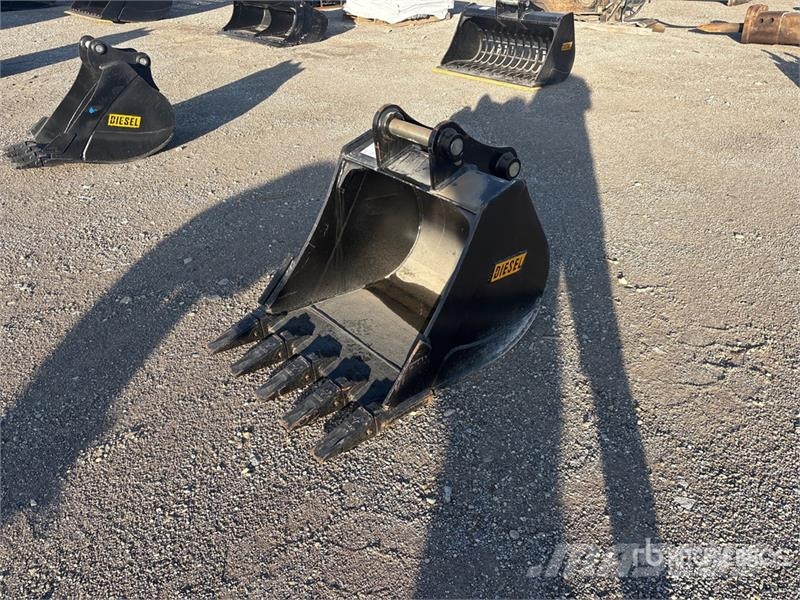  80CL 30 in Digging Excavator Bucket - Fits 50mm Ca Schaufeln