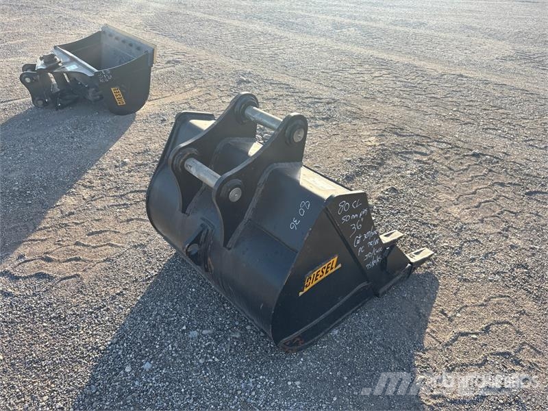 80CL 36 in Digging Excavator Bucket - Fits 50mm Ca Schaufeln
