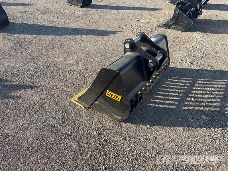 80CL 48 in Skeleton Excavator Bucket - Fits Cat 30 Schaufeln