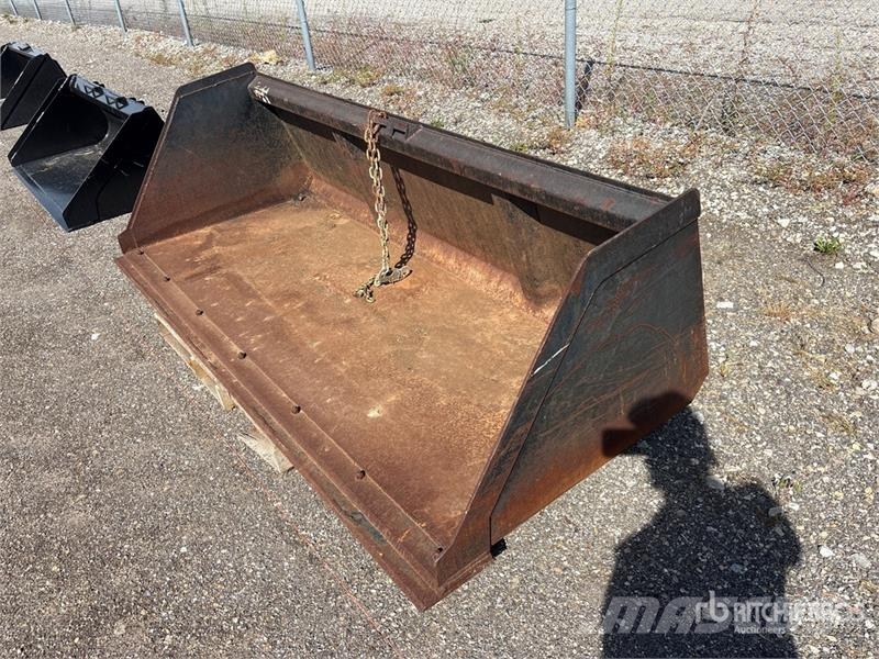  88 in General Purpose Skid Steer Bucket Žlice