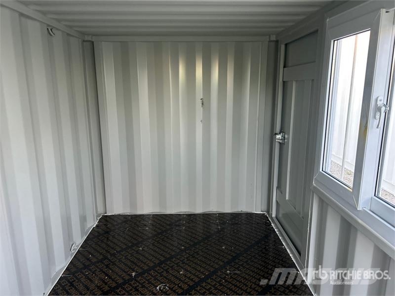  9 ft Storage Container (Unused) Contenedores de almacenamiento