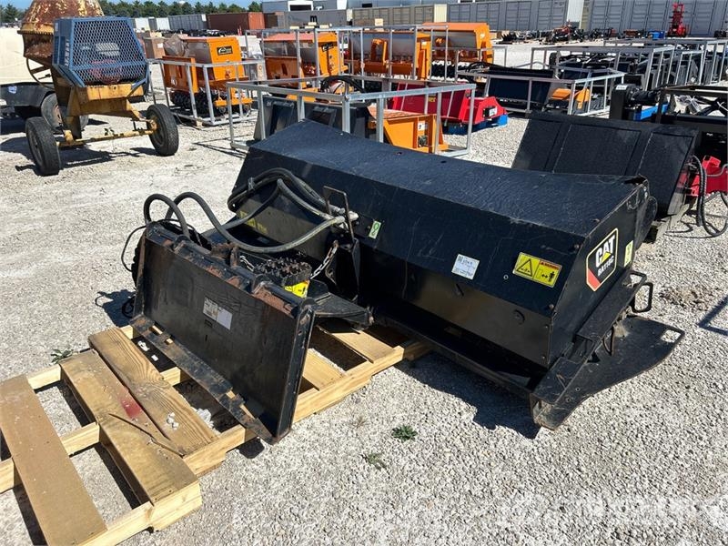 95 in Skid Steer Broom Bürsten