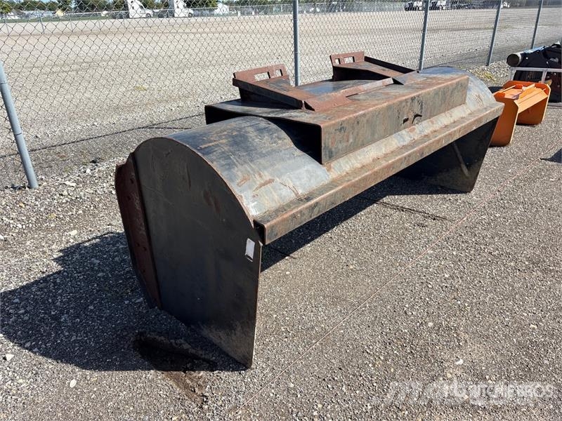  96 in Skid Steer Snow Pusher Snežne daske i plugovi