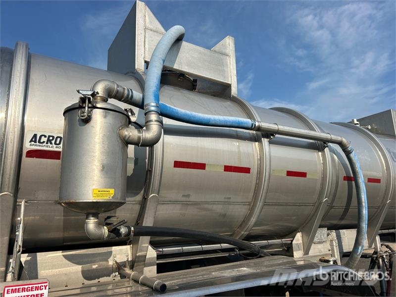 ACRO 6000 gal T/A Vacuum Tanker Trailer مقطورات ذات صهاريج
