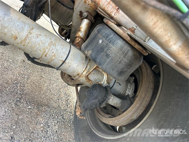 ACRO 6000 gal T/A Vacuum Tanker Trailer مقطورات ذات صهاريج