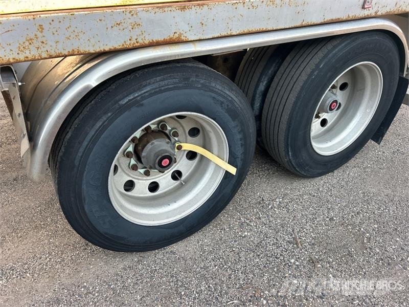 ACRO 6000 gal T/A Vacuum Tanker Trailer مقطورات ذات صهاريج
