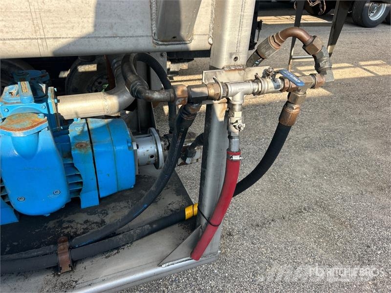 ACRO 6000 gal T/A Vacuum Tanker Trailer مقطورات ذات صهاريج