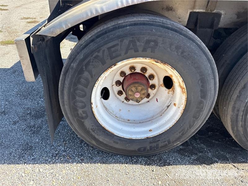 ACRO T/A Vacuum Tanker Trailer Autocisternas