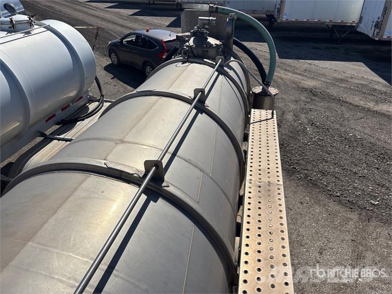 ACRO T/A Vacuum Tanker Trailer Autocisternas