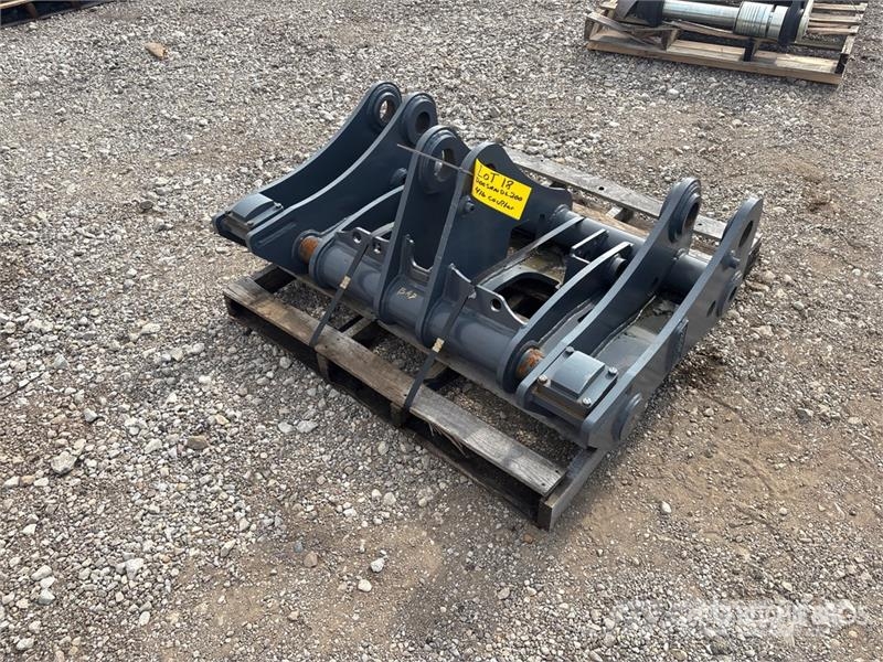 ACS 48 in Wheel Loader Quick Coupler - Fits Doosan DL2 Gradbeništvo - drugo
